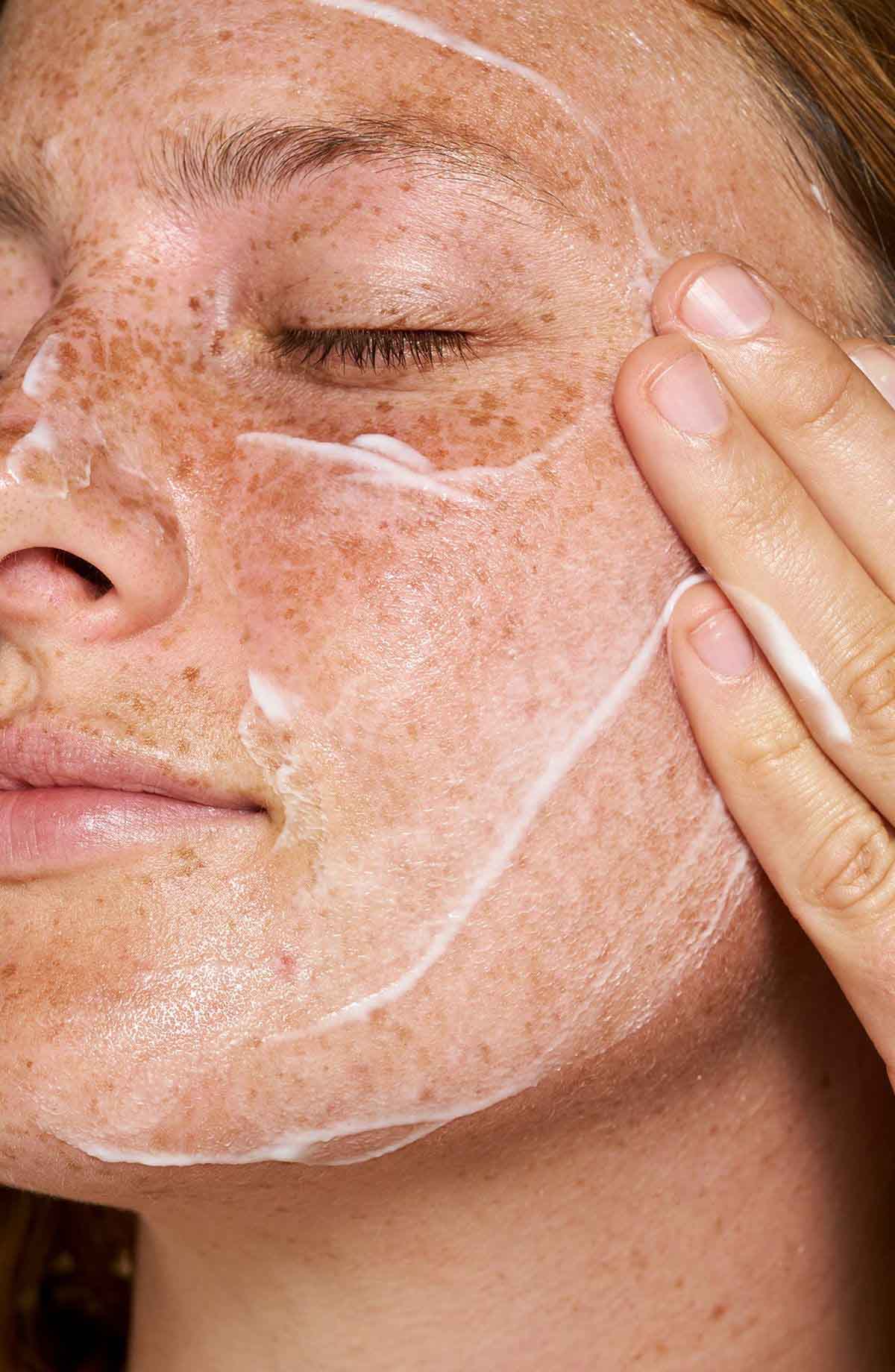 Woman Using Fresco Collections Absolute Nourish Cream Cleanser